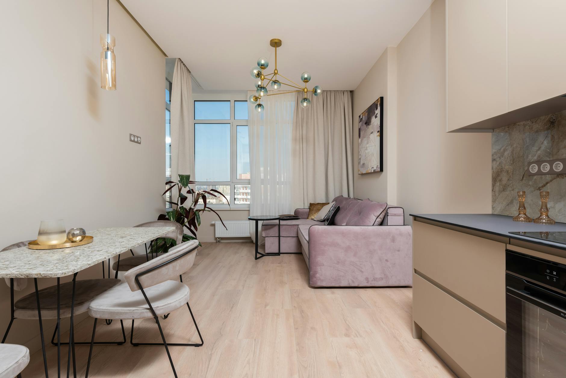 Comment decorer un studio sans acheter trop de meubles.jpg